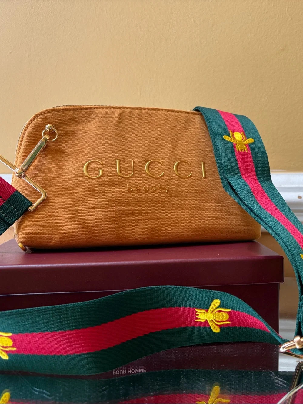 Gucci beauty pouch